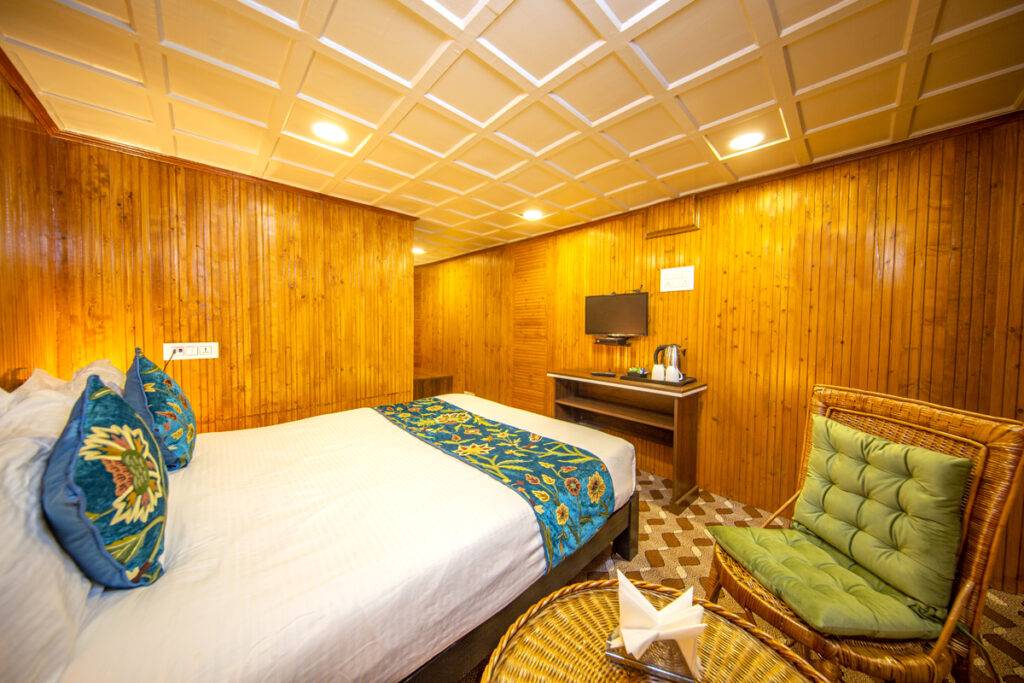 Accommodation in gulmarg