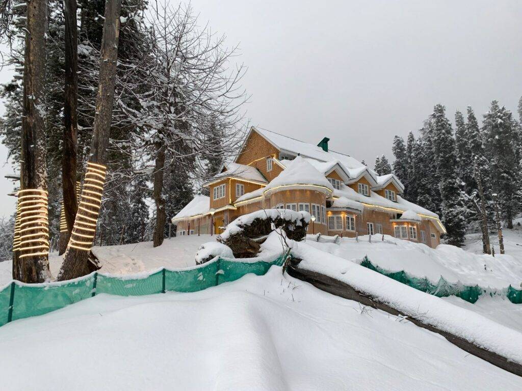 Best Resorts in Gulmarg